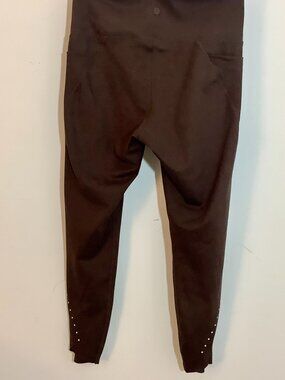 Danskin Workout Pants Brown Medium Trendy, Figure-Enhancing, Slim Fit Stretch